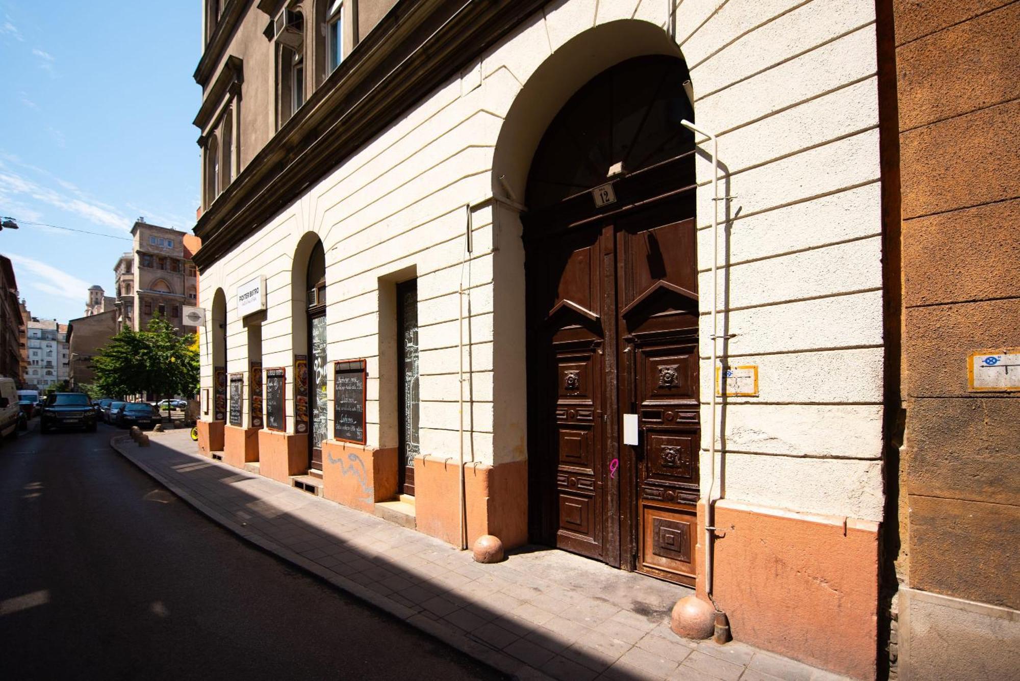 Ultra Central Cosy Ac Apartment, Budapest